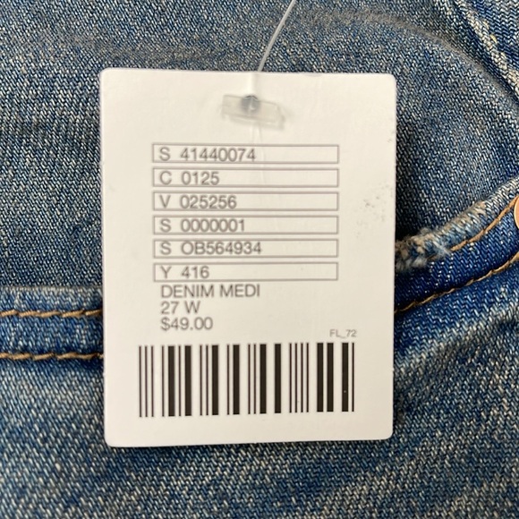 BDG essential midrise Jean short NWT - Picture 6 of 9